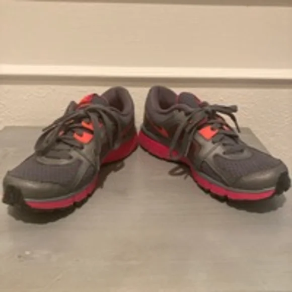 Nike Dual Fusion ST2 Size 8 - Picture 5 of 9